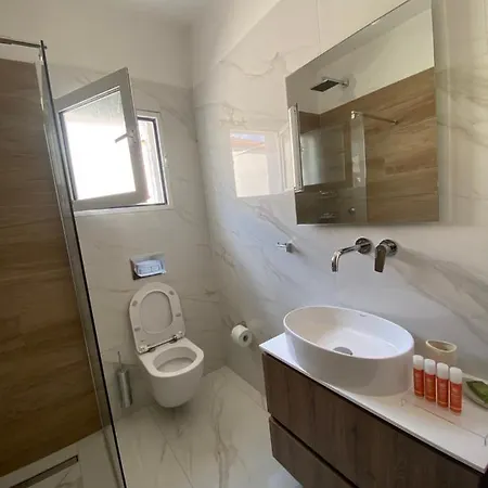 Moshouse ! 2 Bedrooms Apartment!! *
