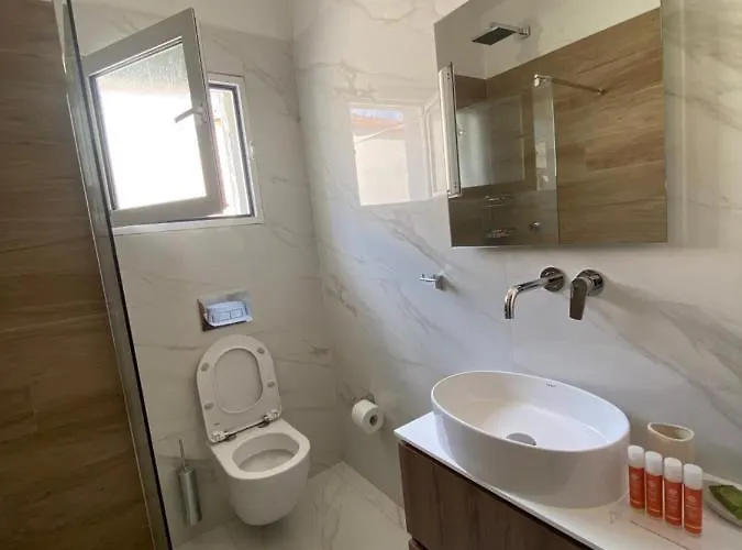 Moshouse ! 2 Bedrooms Apartment!! *